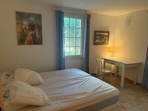 3 bedrooms, iron/ironing board, travel crib, free WiFi - Gite V.lac (Sainte-Croix-du-Verdon)