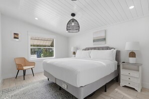 4 habitaciones, escritorio, tabla de planchar con plancha y wifi gratis 