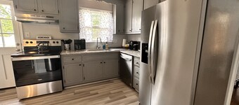 Pet Friendly Cozy & Comfy 3 BR House w Large Yard & Deck