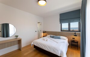 5 Schlafzimmer, Bügeleisen/Bügelbrett, kostenloses WLAN, Bettwäsche
