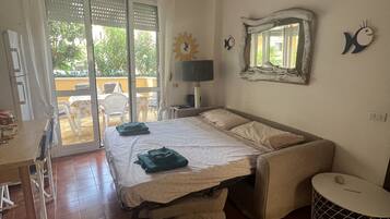 2 Schlafzimmer, BĂŒgeleisen/BĂŒgelbrett, BettwĂ€sche