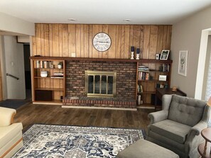 Interior - Updated family home in quiet neighborhood. (El Dorado)