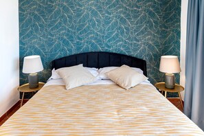 1 bedroom, iron/ironing board, WiFi, bed sheets - TERRAZZA DONATELLO   ROME'S SKYVIEW LOFT (ROMA)