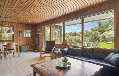 Gorgeous home in Blokhus with WiFi