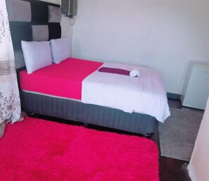 Family Double Room - MILLY GUEST HOUSE JHB  (Johannesburg)