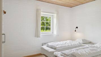 11 soverom, reiseseng for barn og wi-fi (inkludert)