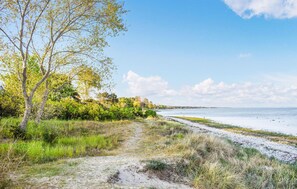 Plage à proximité, pêche sur place
