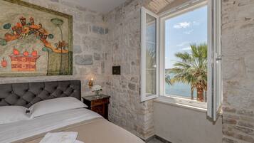 Grand Apartment with Sea View and Balcony | 1 多间卧室、客房内保险箱、免费 WiFi