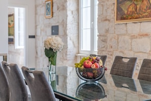 Grand Apartment with Sea View and Balcony | Private kitchen | Coffee/tea maker, electric kettle - Grand Promenade Suite - Tale Of The Sea (Split)