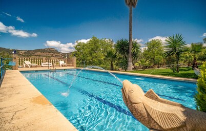 4 bedroom awesome home in Arriate