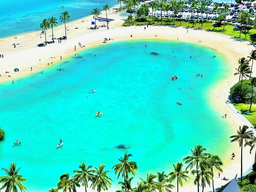 Waikiki Beach Experience! Luxury OceanView Suite!