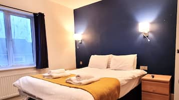 6 chambres, bureau, fer et planche Ă repasser, Wi-Fi gratuit