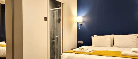 Maison Supérieure | 6 chambres, bureau, fer et planche à repasser, Wi-Fi gratuit