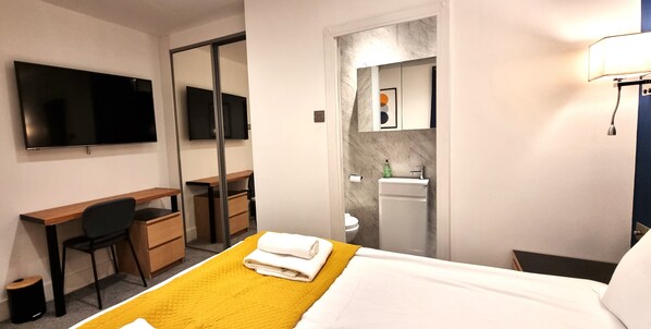 Hus – superior | 6 soverom, skrivebord, strykejern/-brett og wi-fi (inkludert)