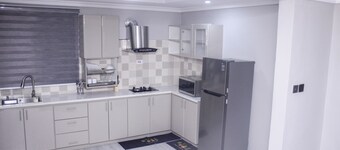 Tastefully furnished home in quiet, secure and accessible community in Bodija A1