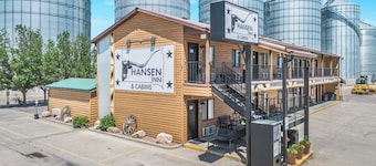 Hansen Inn and Cabins