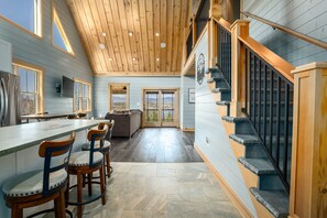 Interior - The Cabin - idyllic views, close to town (Rangeley)