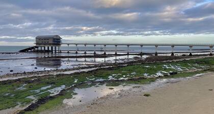 The Cottage a Superb Family Coastal Retreat
