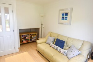Apartment | 3 bedrooms - Solent Landing No 12A - Beachfront (Bembridge)