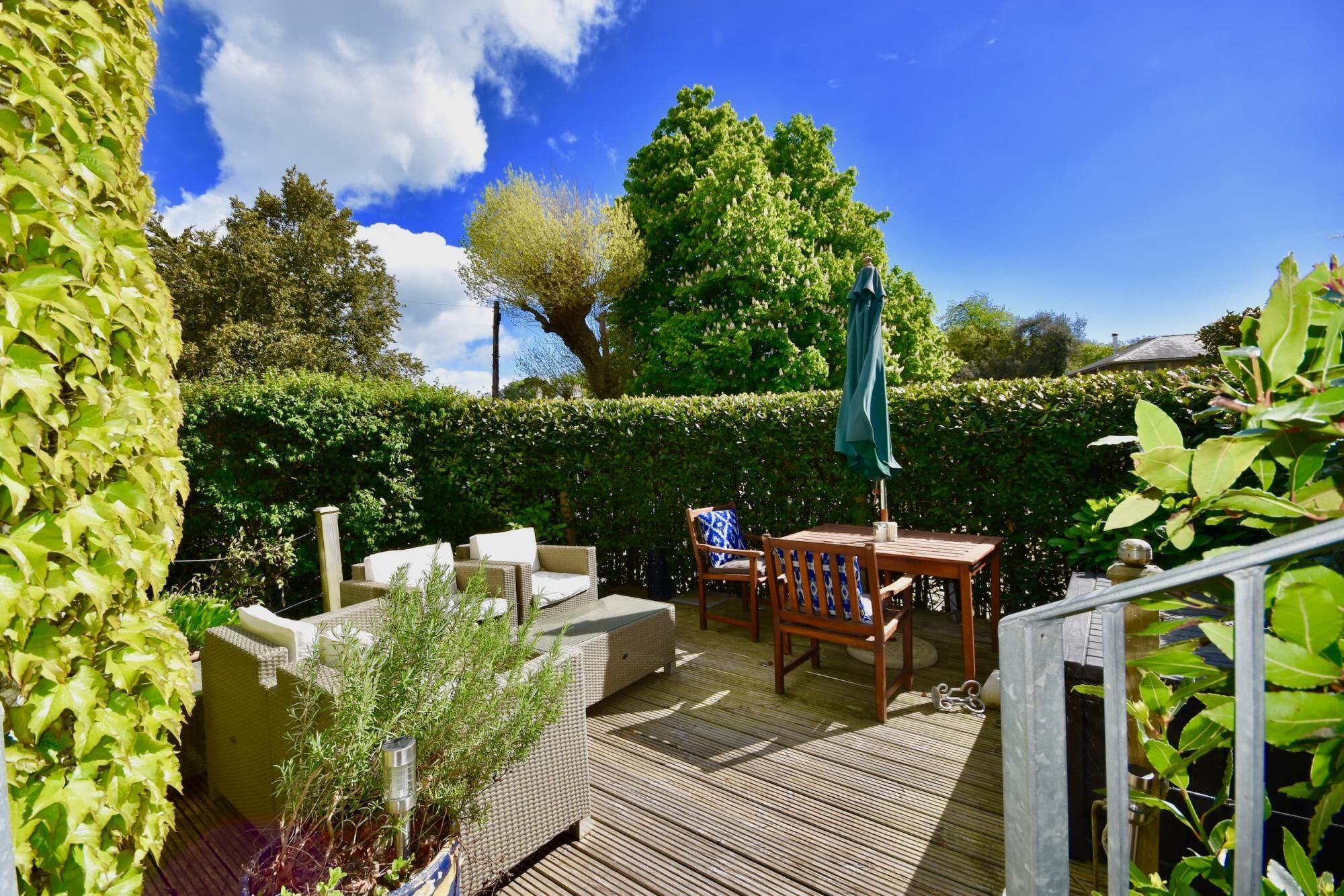 3 habitaciones y escritorio 