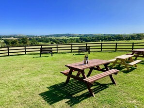 2 bedrooms - The Cote Little Upton Farm (Ryde)