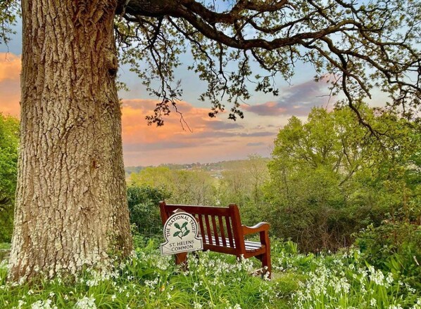 3 bedrooms, desk - Coastal East View in St Helens (Ryde)