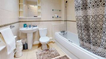 Apartment | Bathroom | Combined shower/tub, deep soaking tub, hair dryer, towels