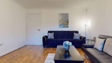 Apartment | Living area