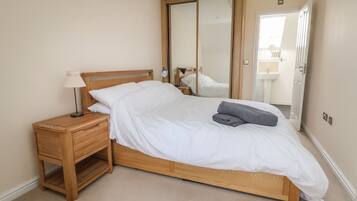 3 slaapkamers, individueel gedecoreerd, individueel gemeubileerd