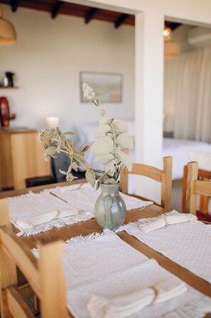 Deluxe Chalet | Dining room - Paradise Ranch (Alto Paraíso de Goiás)