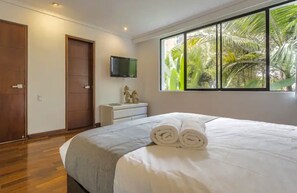 3 chambres, Wi-Fi, draps fournis