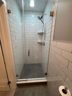 Douche, séchoir à cheveux