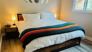 1 bedroom, desk, free WiFi, bed sheets