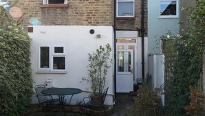 3 bedrooms
