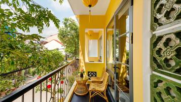 City Double Room | Minibar, free WiFi, bed sheets