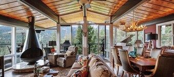 Enchanting, Secluded Idyllwild Home w/ Dramatic Views & Hot Tub! Pet Friendly!!