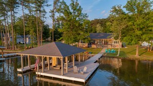 Exterior - Luxe, lake-front open living for the whole family (Littleton)