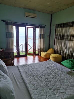 Superior Double Room | Minibar, desk, free WiFi, bed sheets