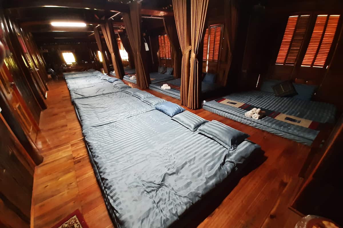 Classic Shared Dormitory | 5 bedrooms, free WiFi, bed sheets