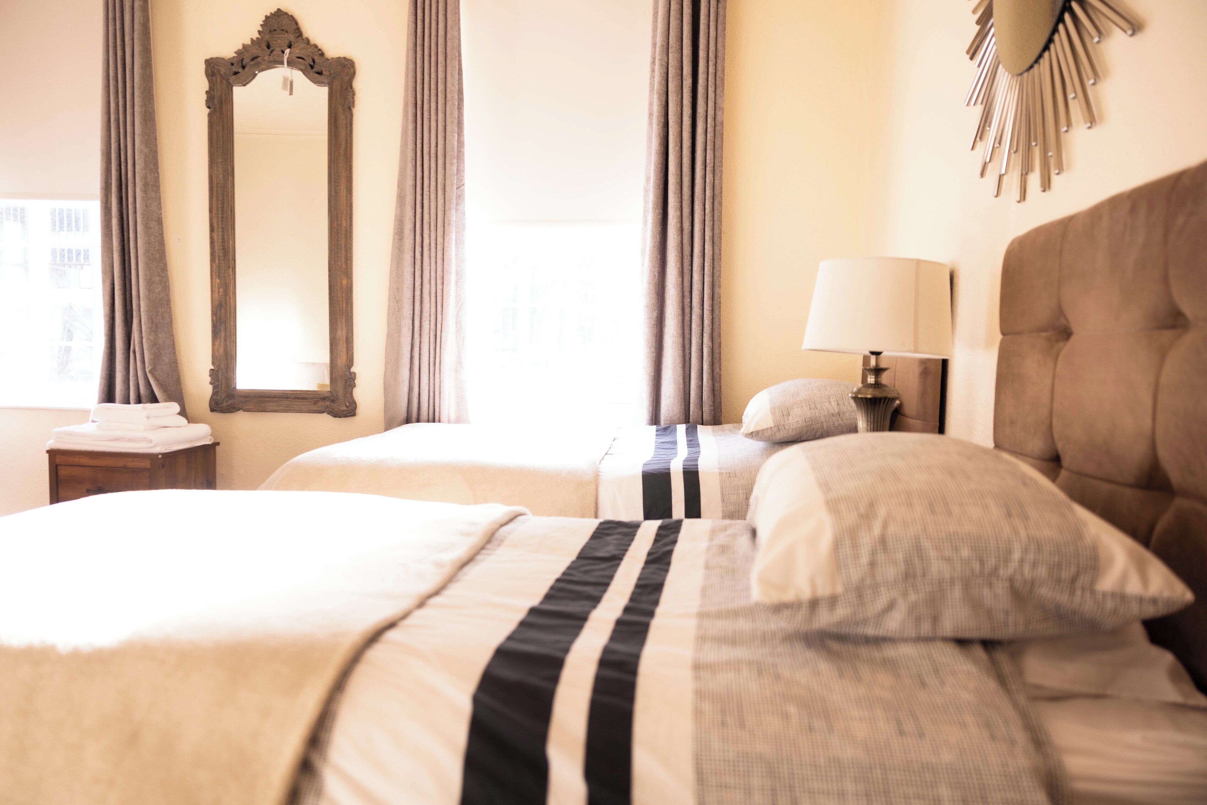 Double Room 4 | Individually decorated, blackout drapes, soundproofing