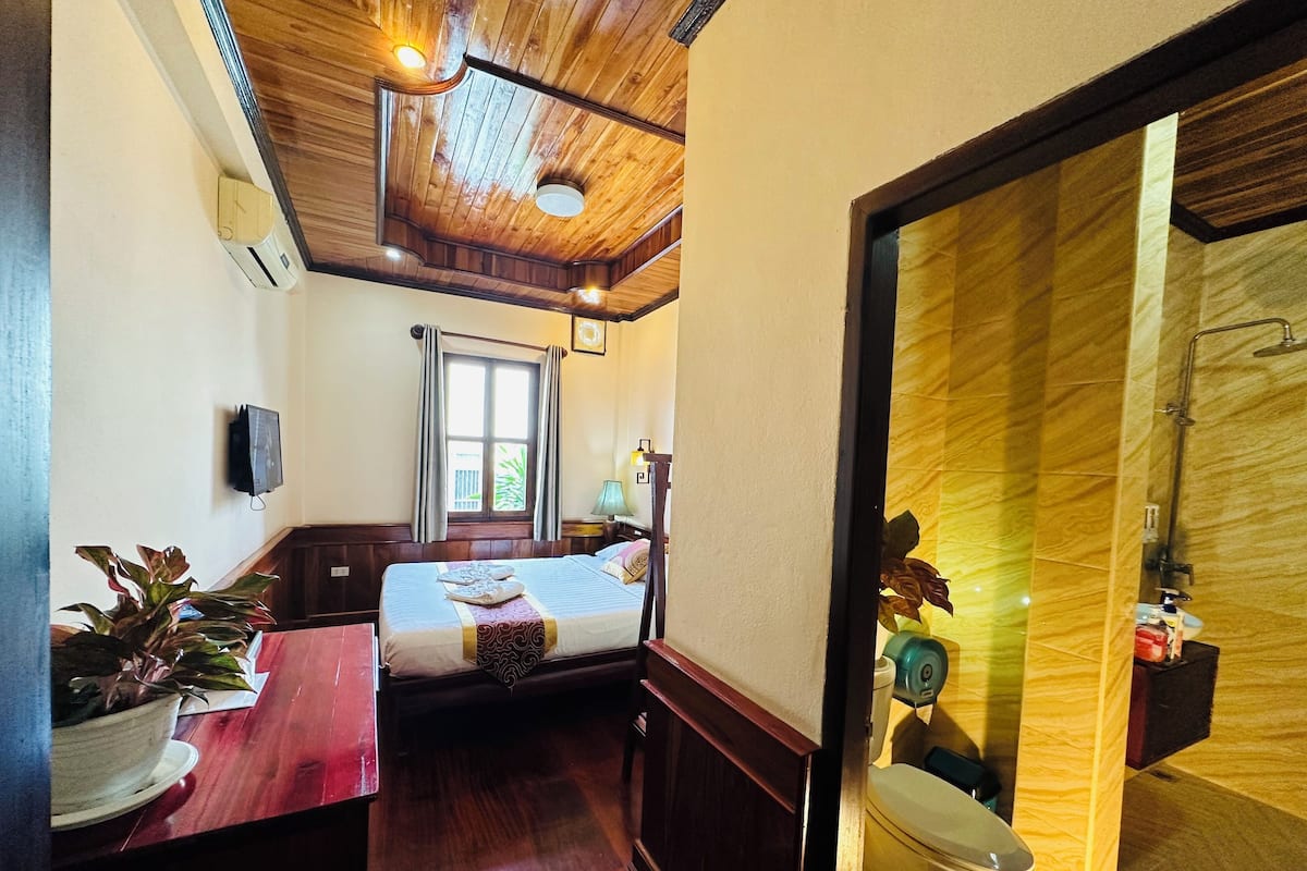 Kamar Single Mewah | Seprai katun Mesir, seprai premium, selimut bulu angsa, dan busa memori