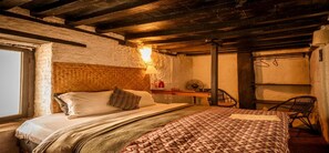 Deluxe Suite | Free WiFi - MeroStay 146 The Inn Heera GH (Lalitpur)