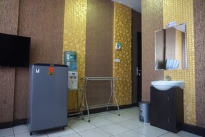 Villa, 2 Schlafzimmer | Schreibtisch, laptopgeeigneter Arbeitsplatz, kostenloses WLAN