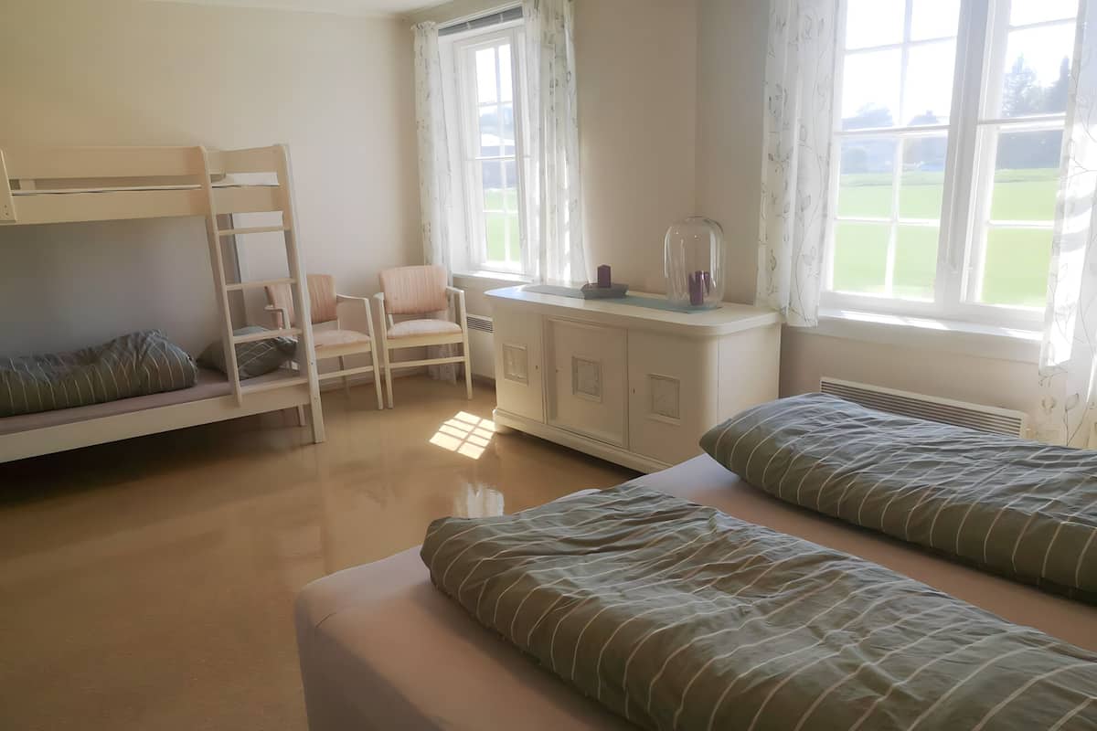 1 habitación, wifi gratis y ropa de cama