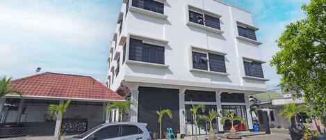 Fachada da propriedade