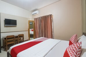 Deluxe suite | Een bureau, een laptopwerkplek, gratis wifi, beddengoed