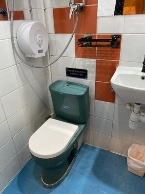 Comfort Double or Twin Room | Bathroom | Shower, hair dryer, towels, toilet paper - 168 Youth Co Living (Kowloon)