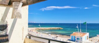 Joli Appartementclimatisé en Front de mer Avec Terrasse