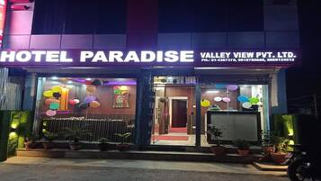 Fachada de la propiedad