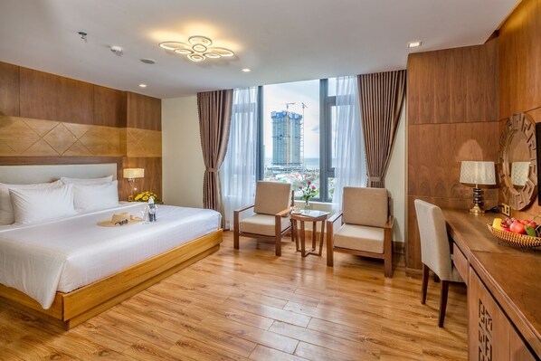 Kamar Double Deluks, 1 Tempat Tidur King, pemandangan pantai | Teras/patio
